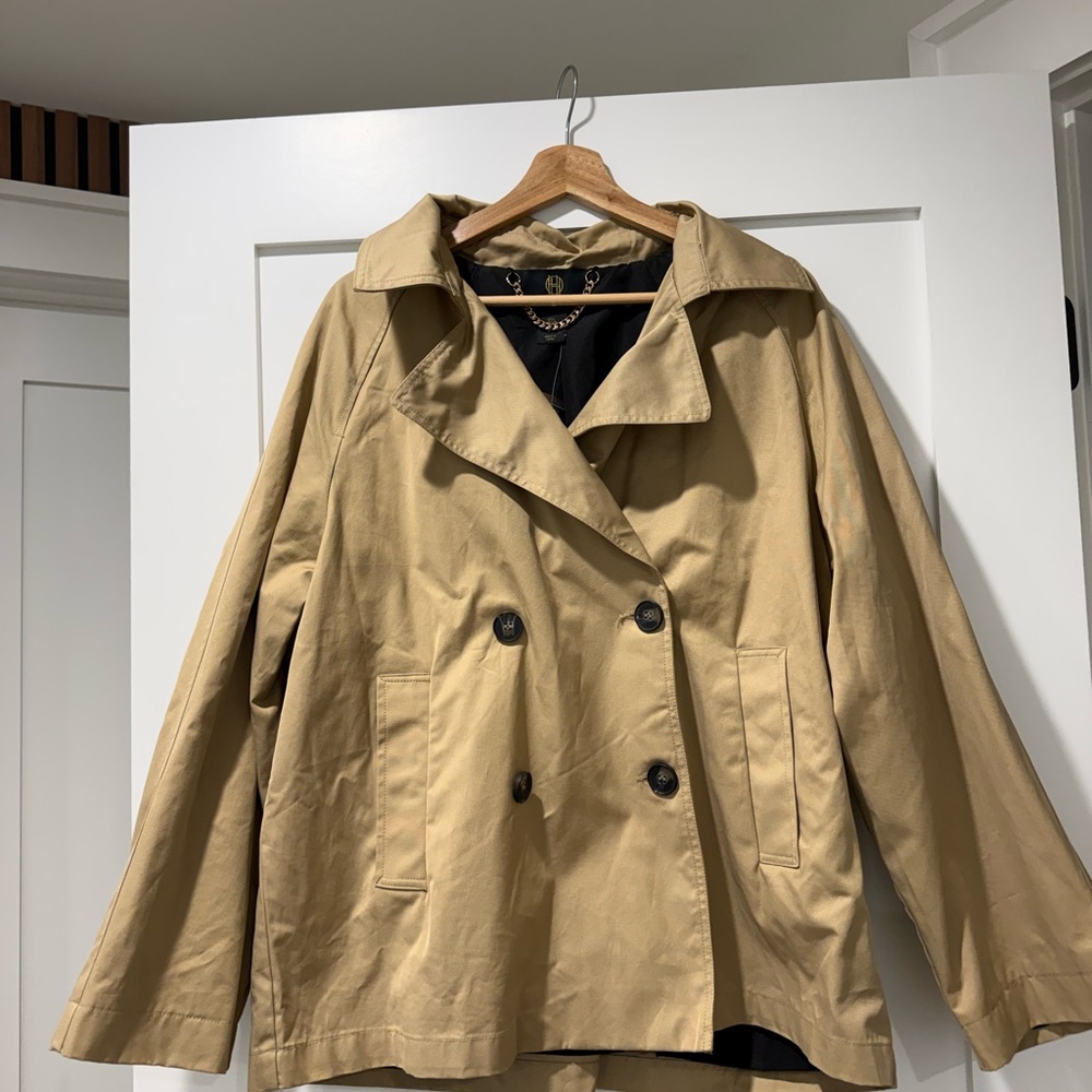 House of Harlow cropped trench jacket